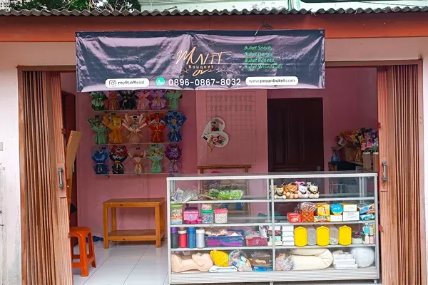 Toko kerajinan Mylit buket uang jajan bunga snack wisuda terdekat di Jatimakmur Pondokgede Bekasi murah bisa custom cepat jadi